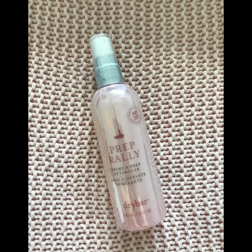 One Drybar prime&prep detangler